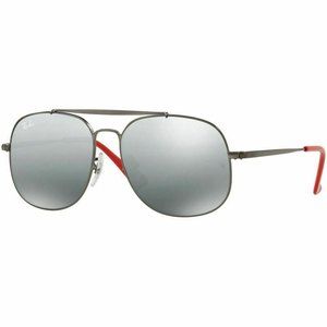 Ray Ban Aviator Sunglasses W/Grey Silver Lens